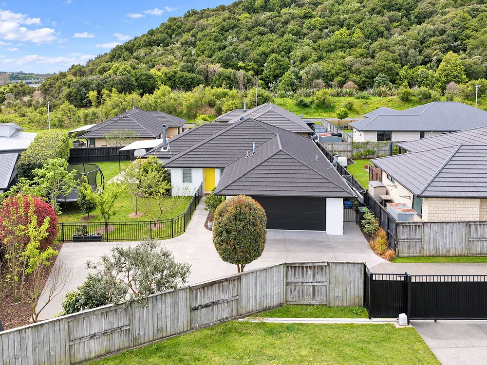 Photos of 12 Conniston Way