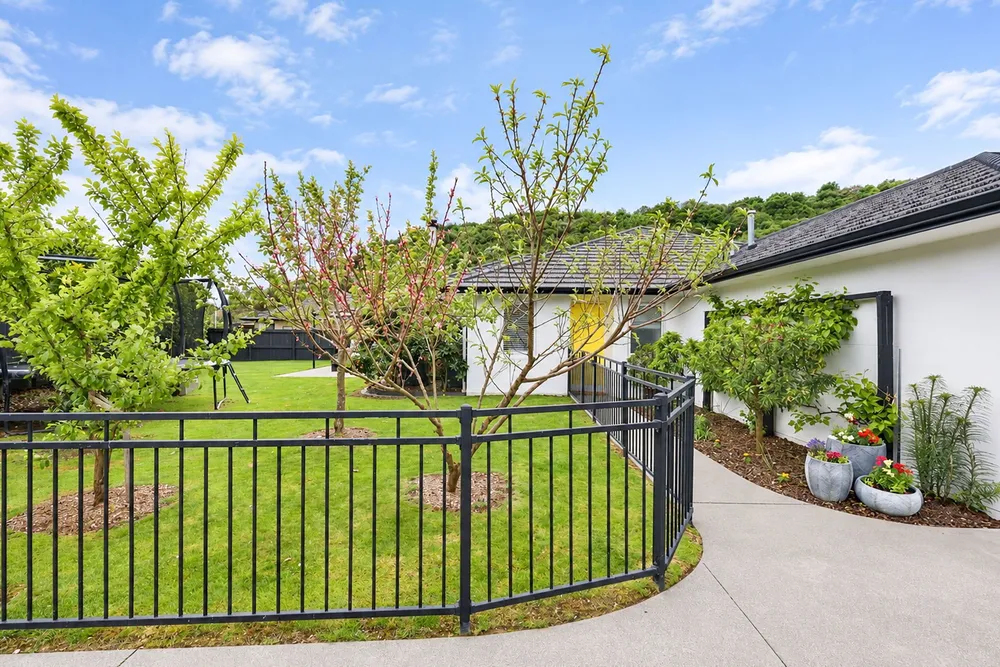 Photos of 12 Conniston Way