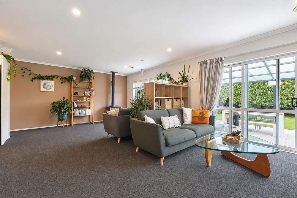 Photos of 12 Conniston Way