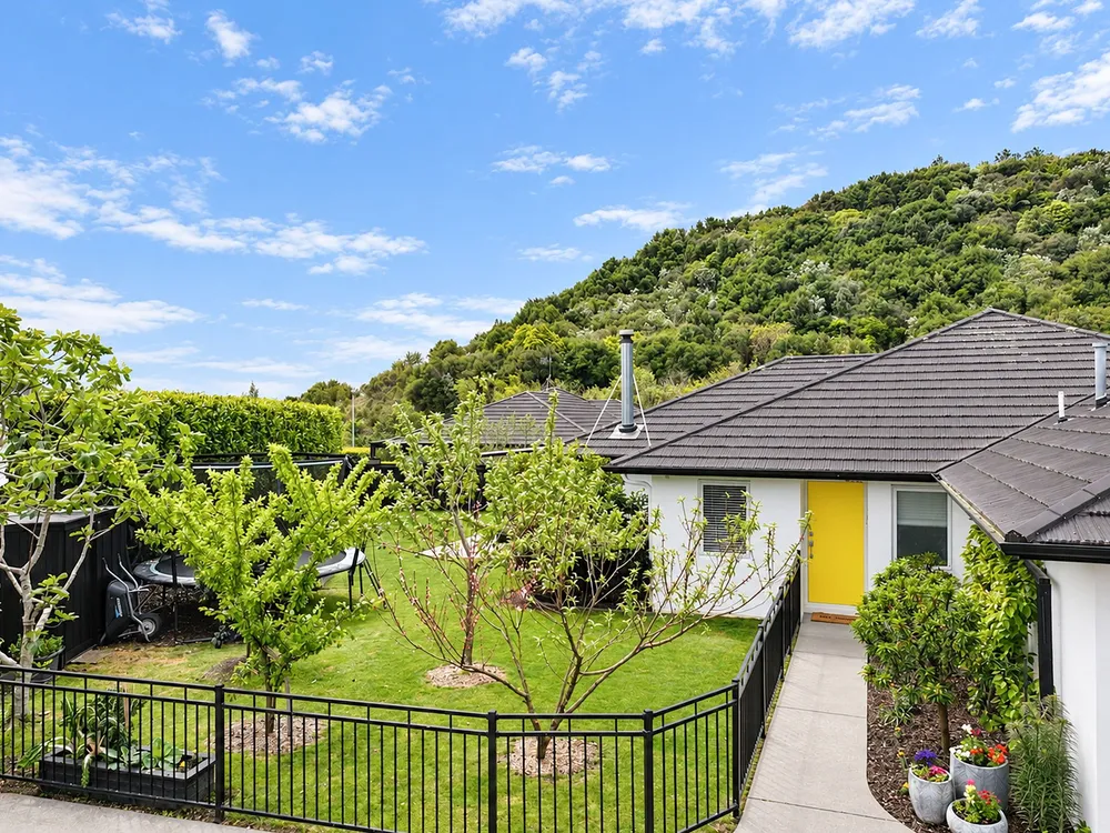 Photos of 12 Conniston Way