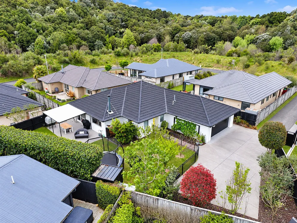 Photos of 12 Conniston Way