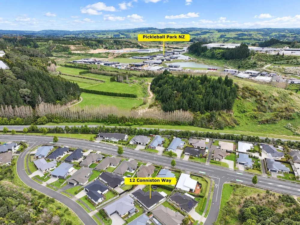 Photos of 12 Conniston Way