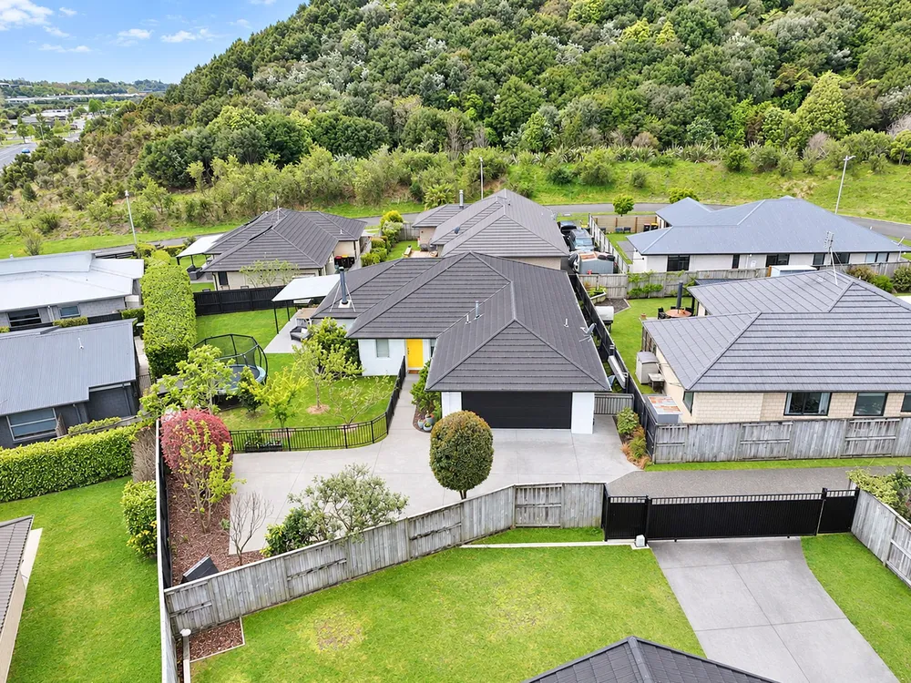 Photos of 12 Conniston Way