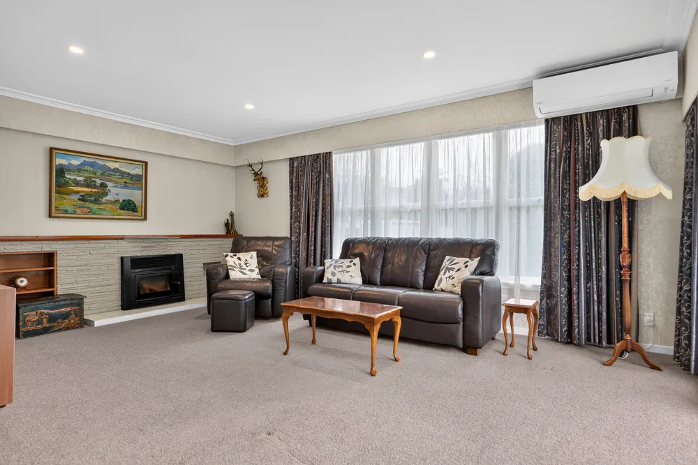 Photos of 48 Sandwich Road