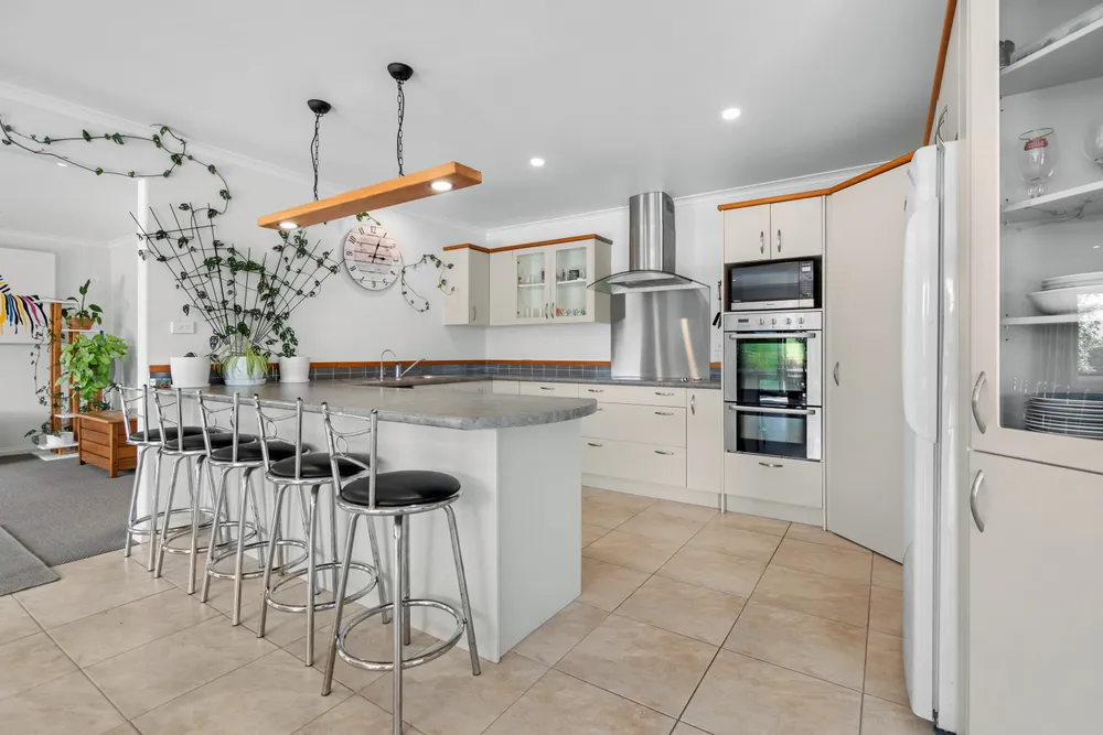 Photos of 345 Maungakaramea Road