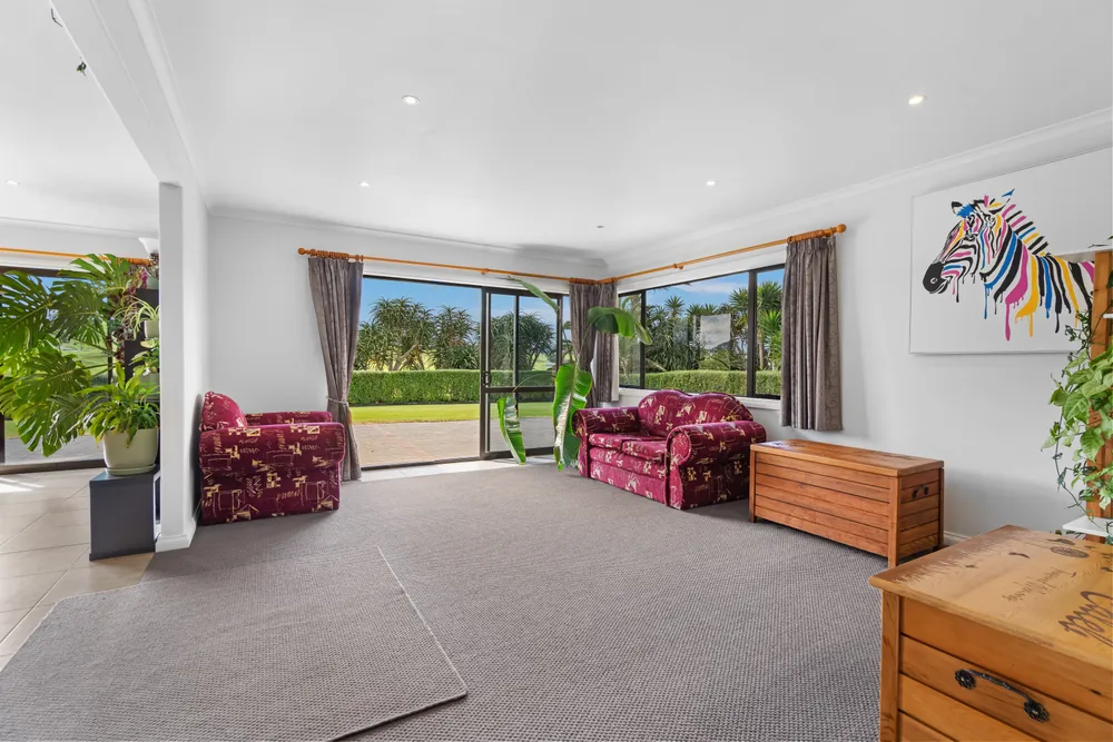 Photos of 345 Maungakaramea Road