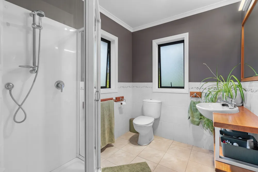 Photos of 345 Maungakaramea Road