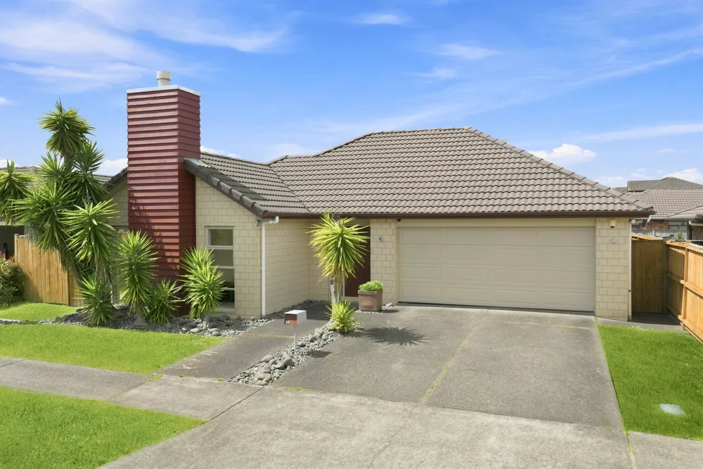 Photos of 34 Topland Drive