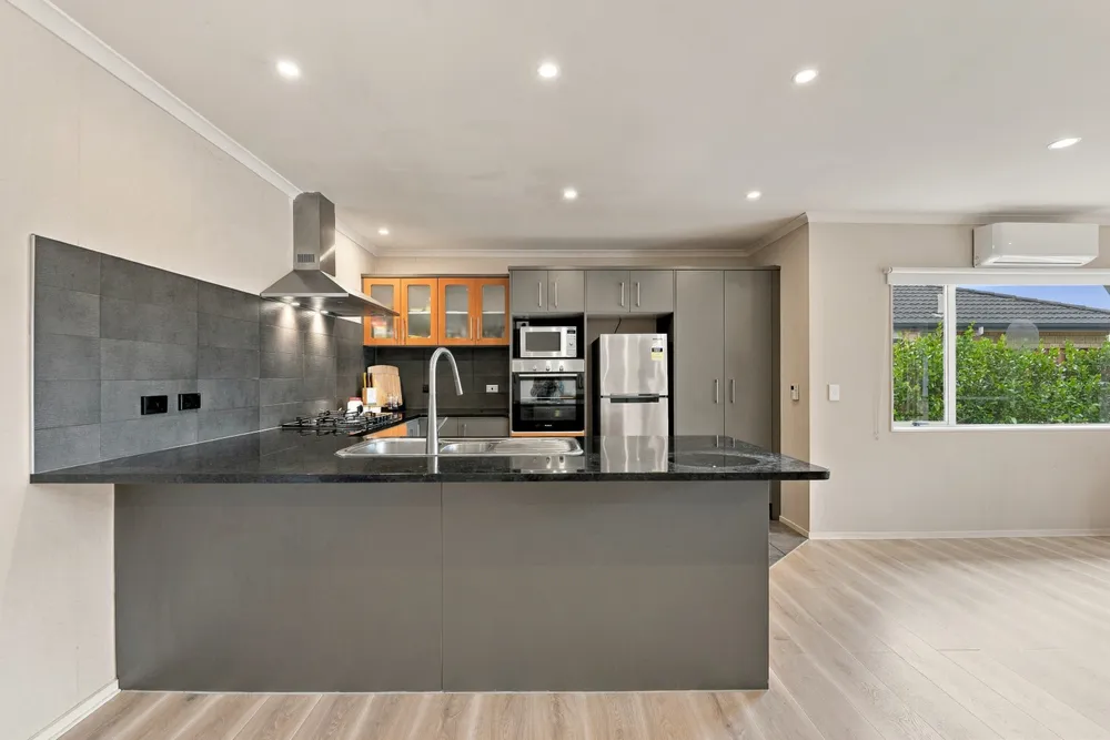 Photos of 34 Topland Drive