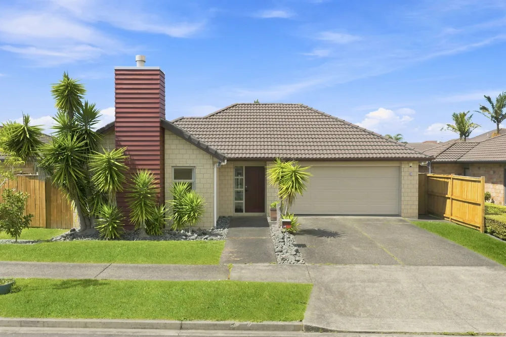 Photos of 34 Topland Drive