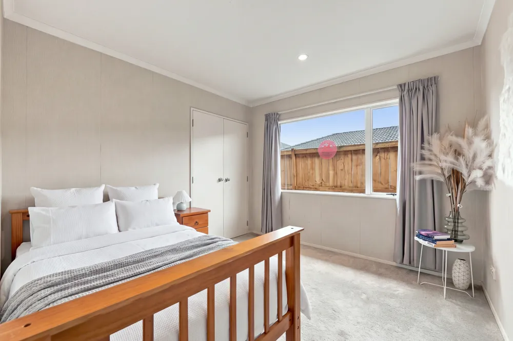 Photos of 34 Topland Drive