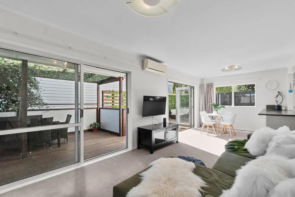Photos of 9 Clare Place