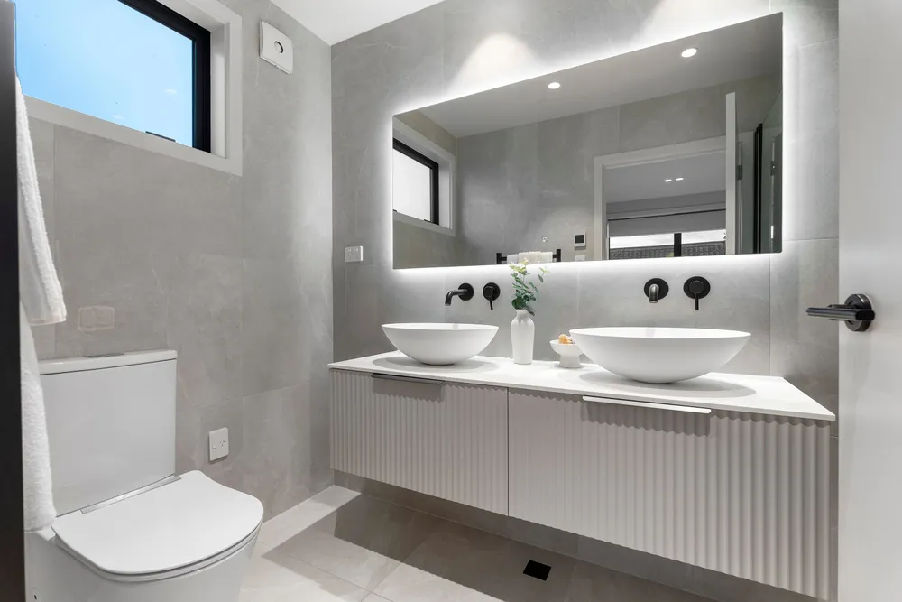 Photos of 201E Hurstmere Road