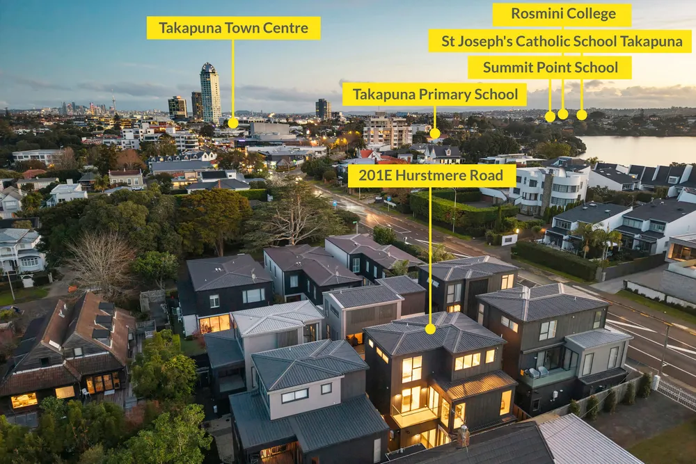 Photos of 201E Hurstmere Road