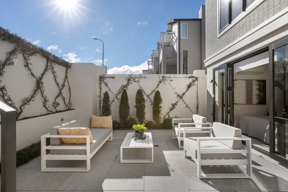 Photos of 39D St Stephens Avenue