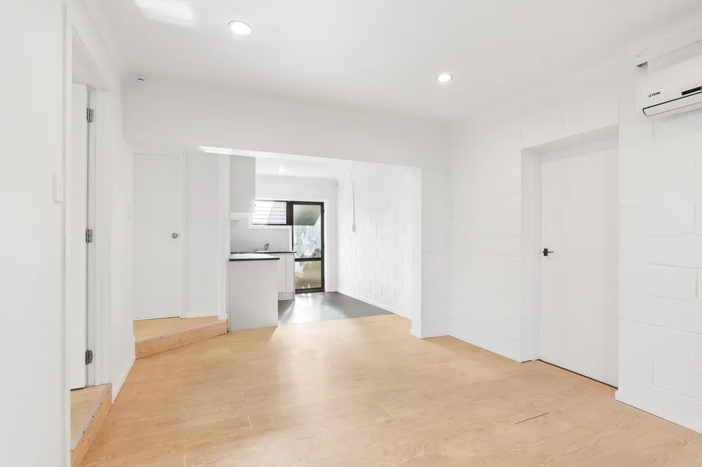 Photos of 26 Widmore Drive