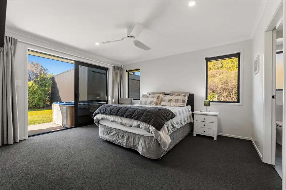 Photos of 186 McPhail Road