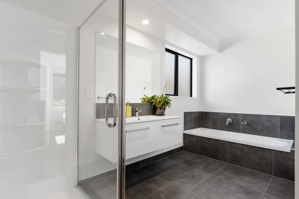 Photos of 186 McPhail Road