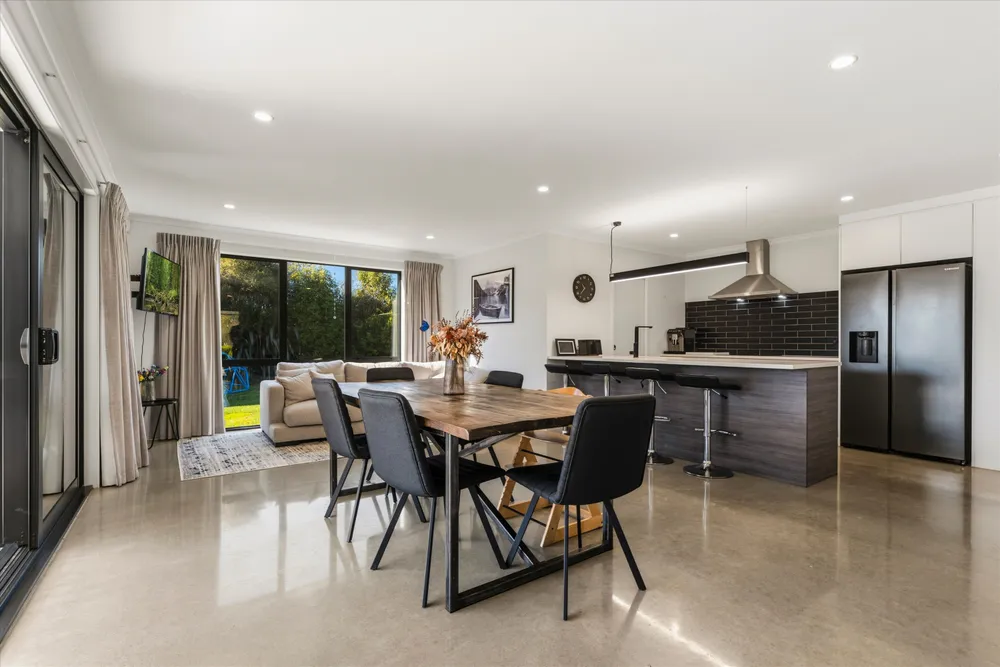 Photos of 186 McPhail Road