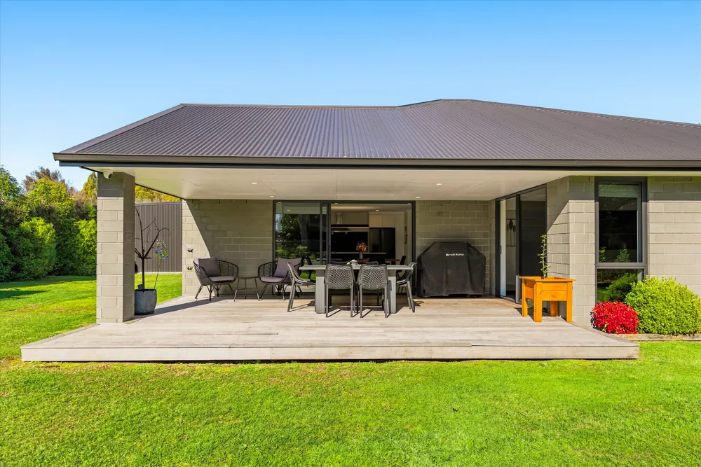 Photos of 186 McPhail Road