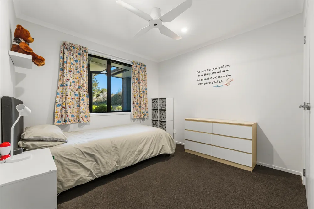Photos of 186 McPhail Road