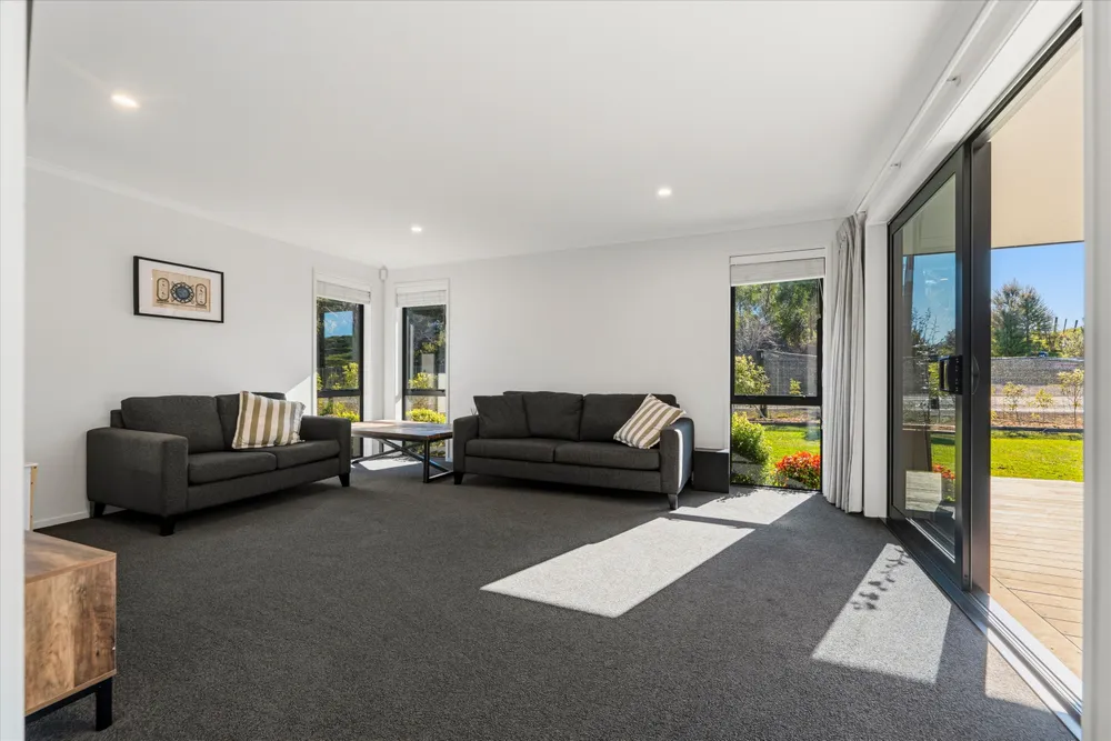 Photos of 186 McPhail Road