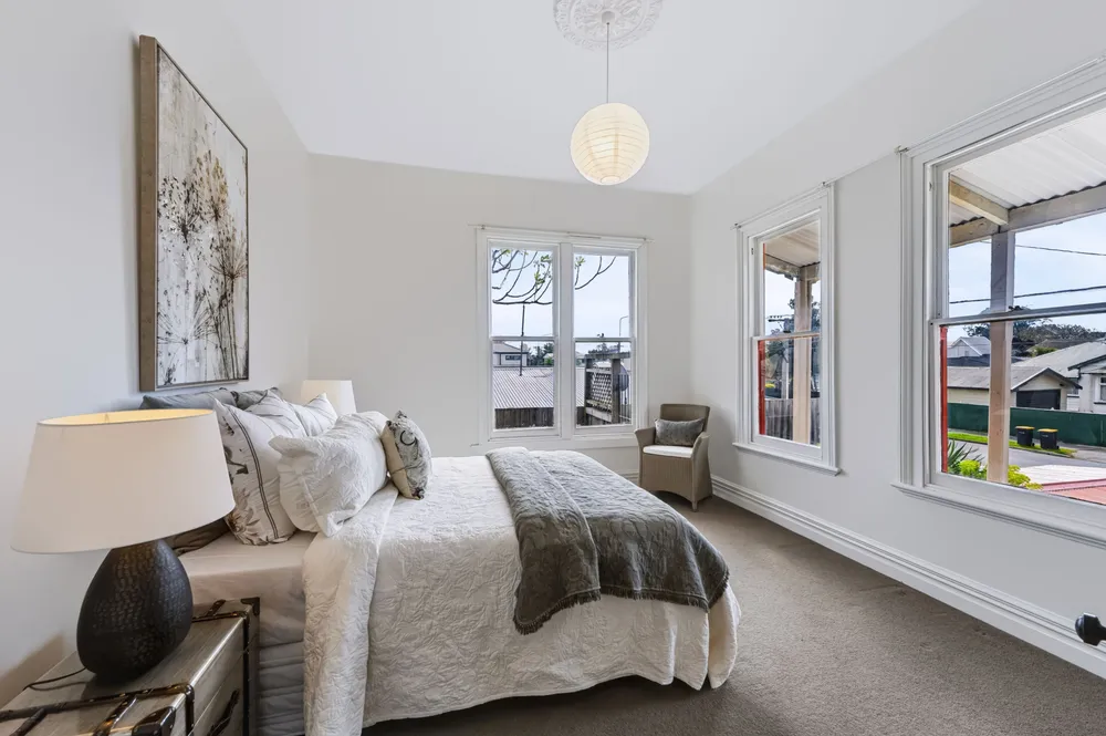 Photos of 498 Gloucester Street