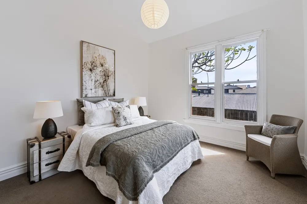 Photos of 498 Gloucester Street