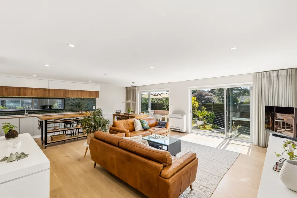 Photos of 24A Surville Place