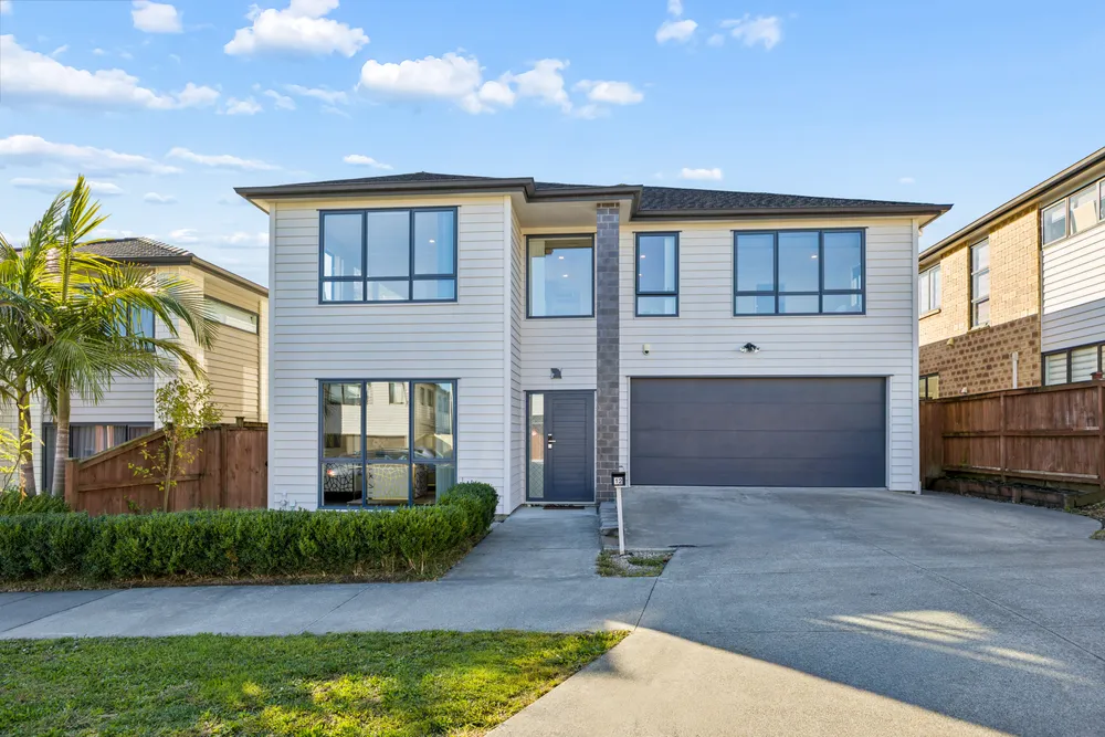 Photos of 12 Hangahai Road