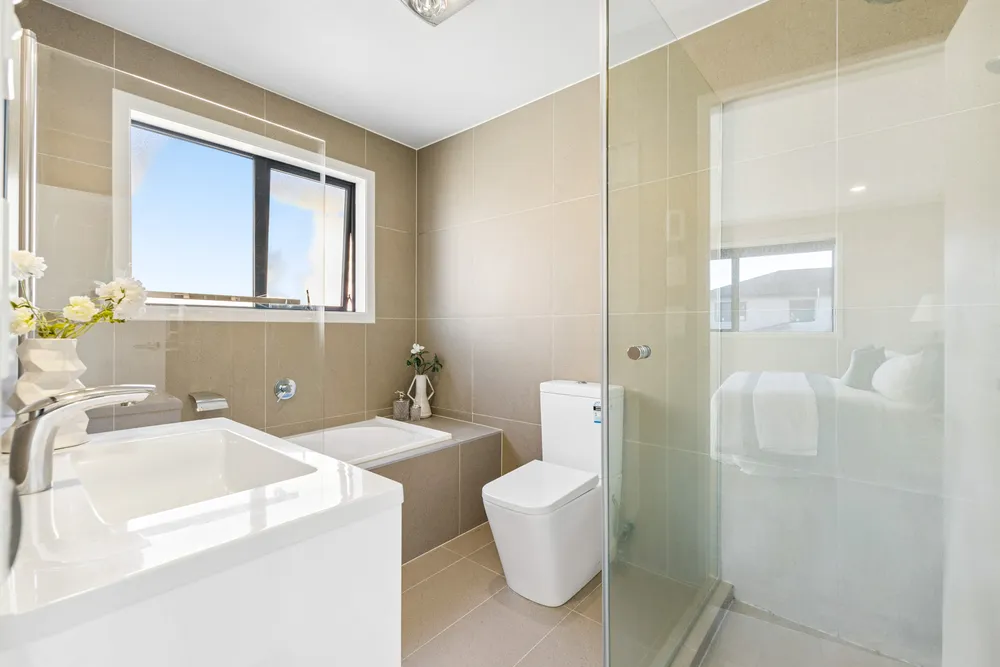 Photos of 12 Hangahai Road