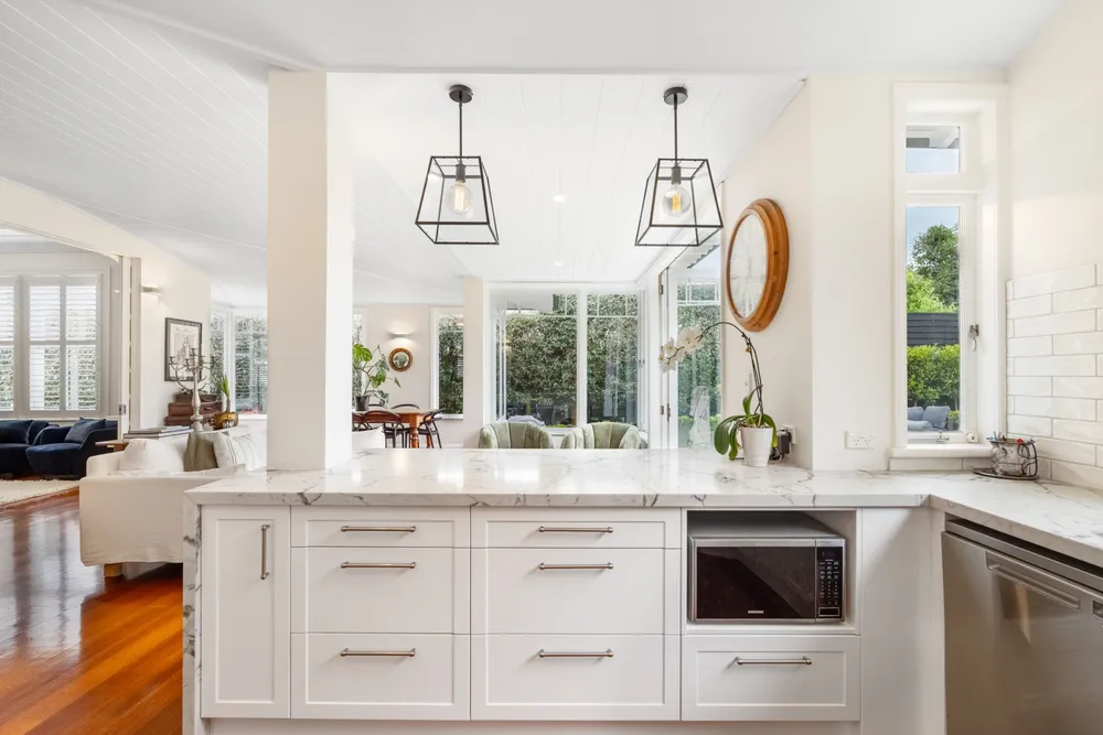 Photos of 44 Horoeka Avenue