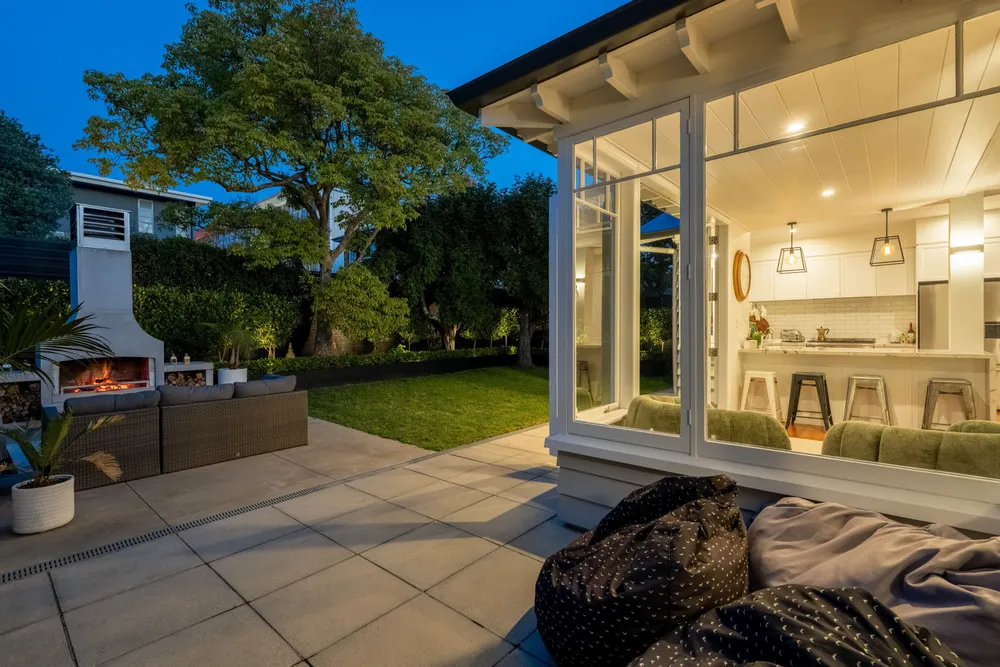 Photos of 44 Horoeka Avenue