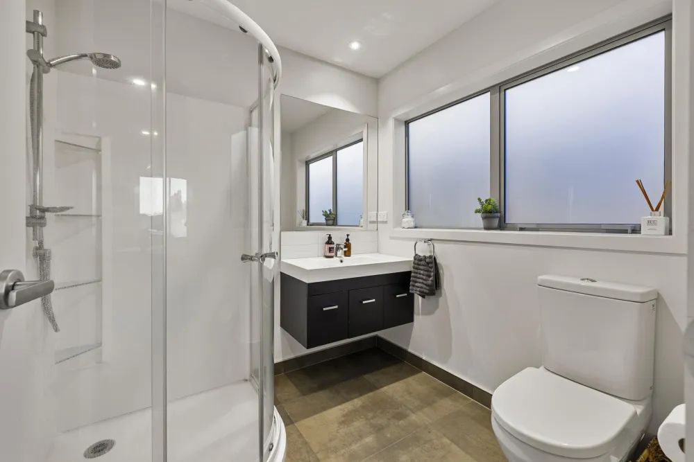 Photos of 24 Robertson Street