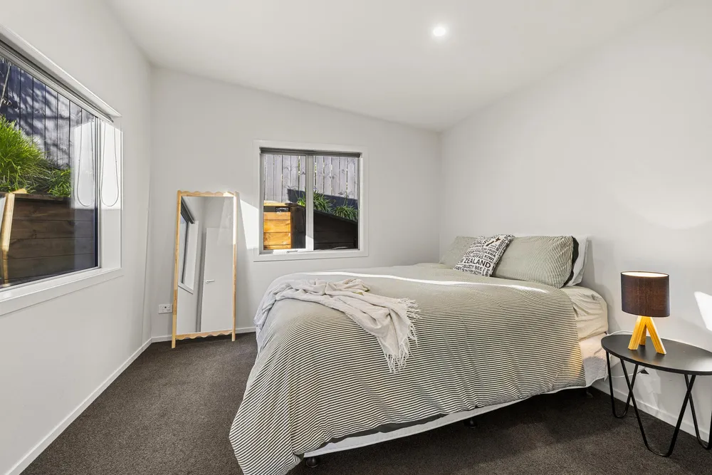 Photos of 24 Robertson Street