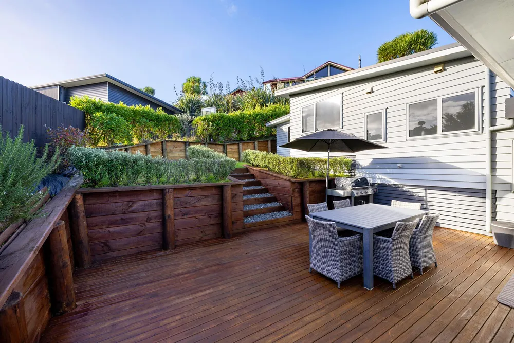 Photos of 24 Robertson Street