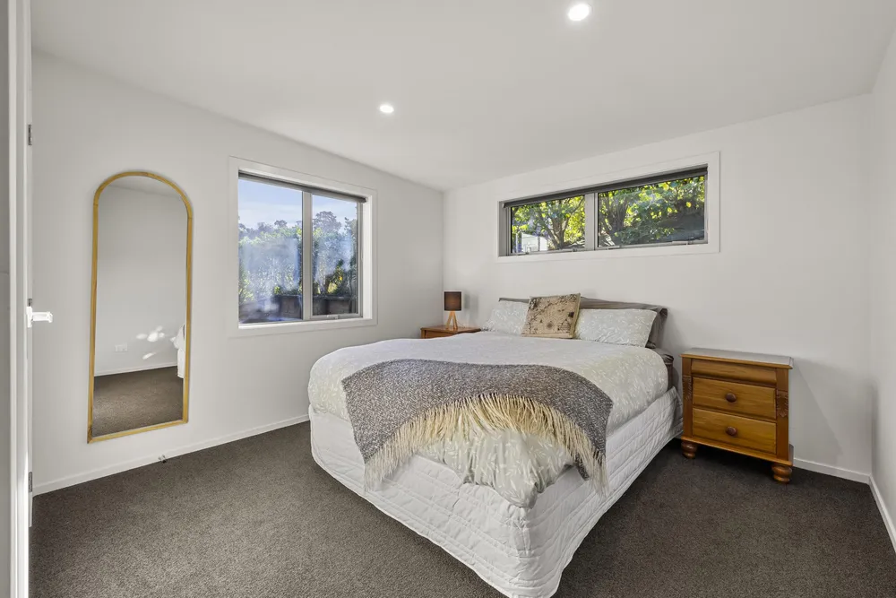 Photos of 24 Robertson Street