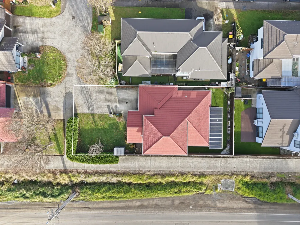 Photos of 35 Tarapiroe Avenue