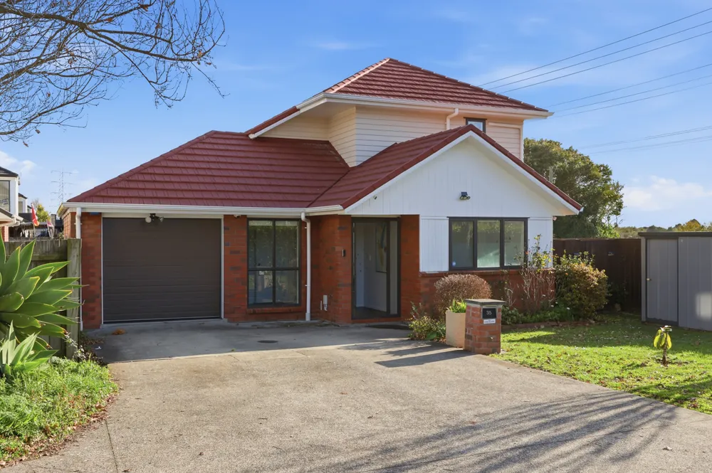 Photos of 35 Tarapiroe Avenue