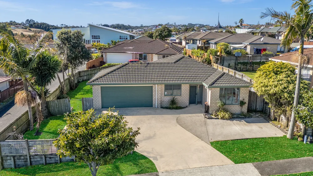 Photos of 14 Mt Lebanon Crescent