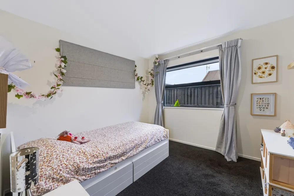 Photos of 18 Durells Crescent