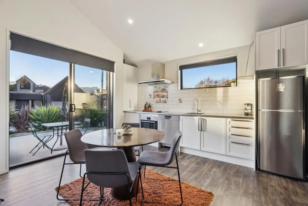 Photos of 22 Huxley Place
