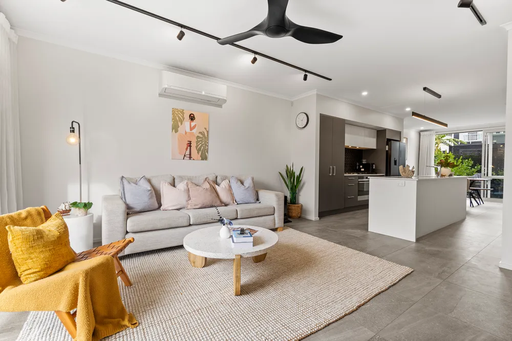 Photos of 18 Taitonga Lane