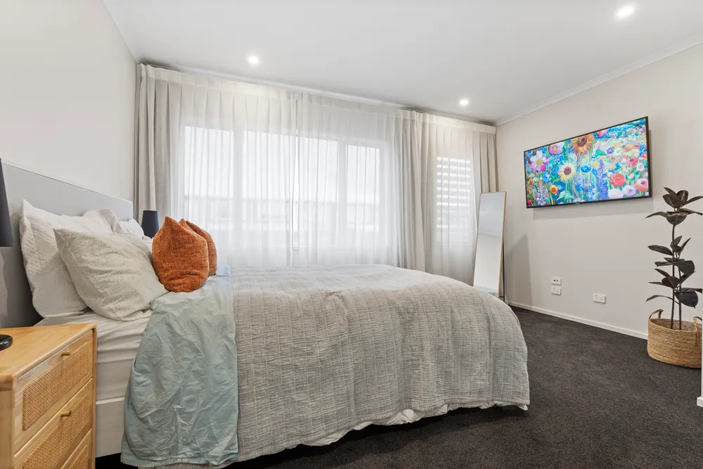 Photos of 18 Taitonga Lane
