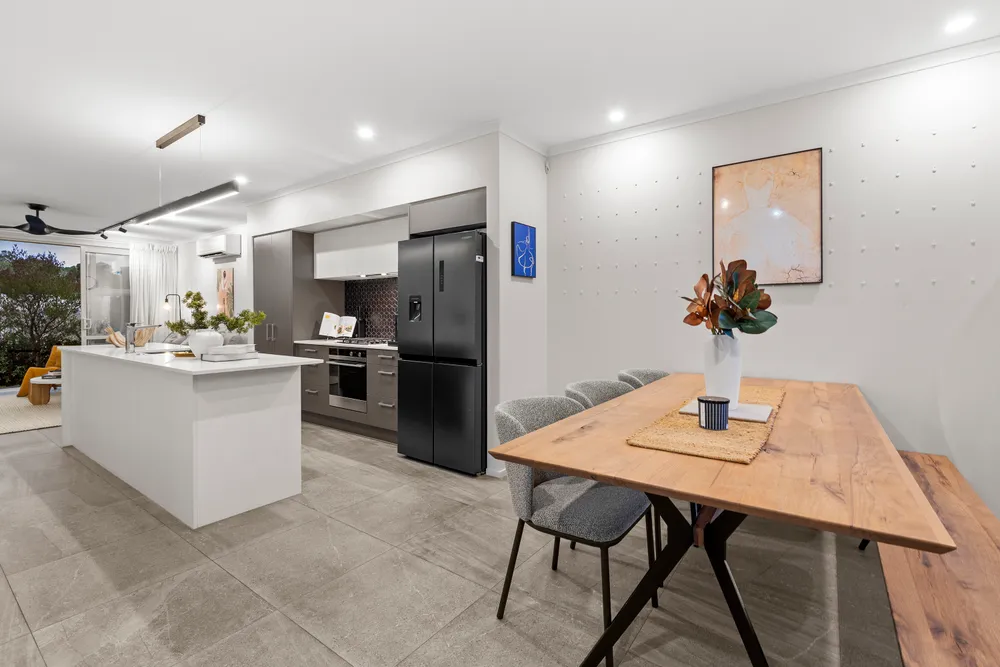 Photos of 18 Taitonga Lane