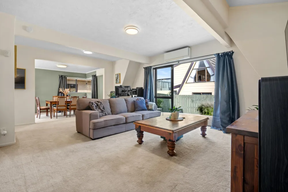 Photos of 12 Eureka Place