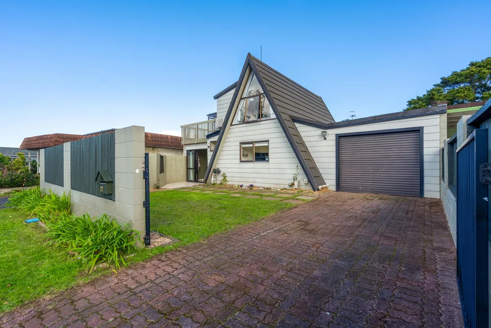 Photos of 12 Eureka Place