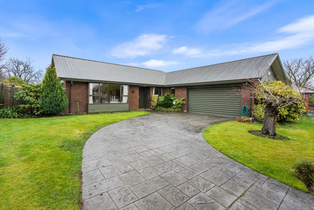 Photos of 6 Tuscany Place