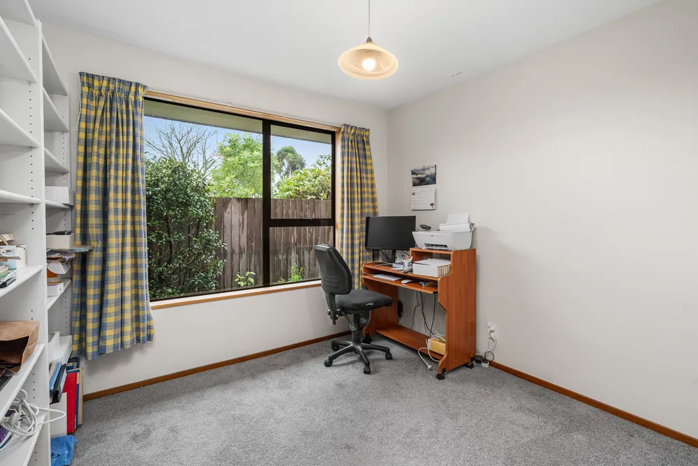 Photos of 6 Tuscany Place