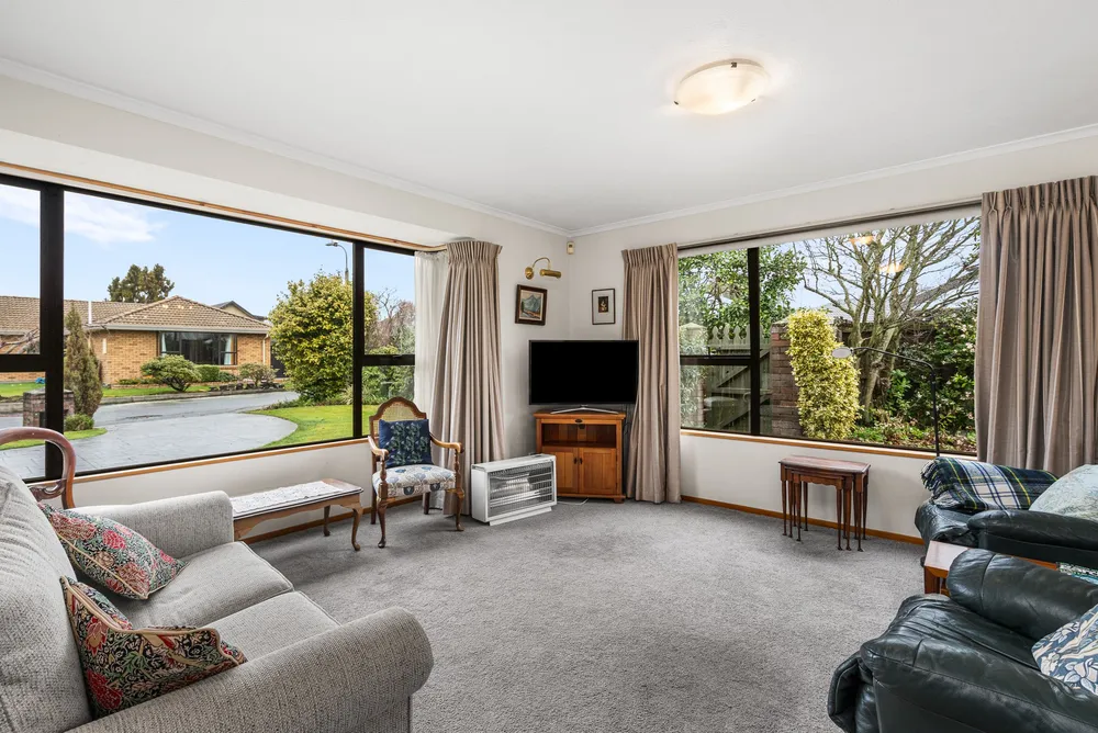 Photos of 6 Tuscany Place